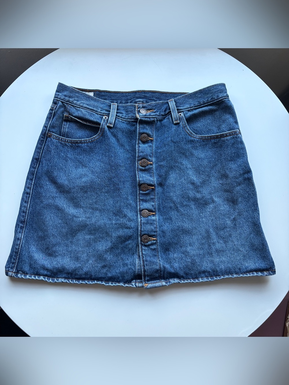 Levi’s Retro Button-Front Denim Skirt, Like New!